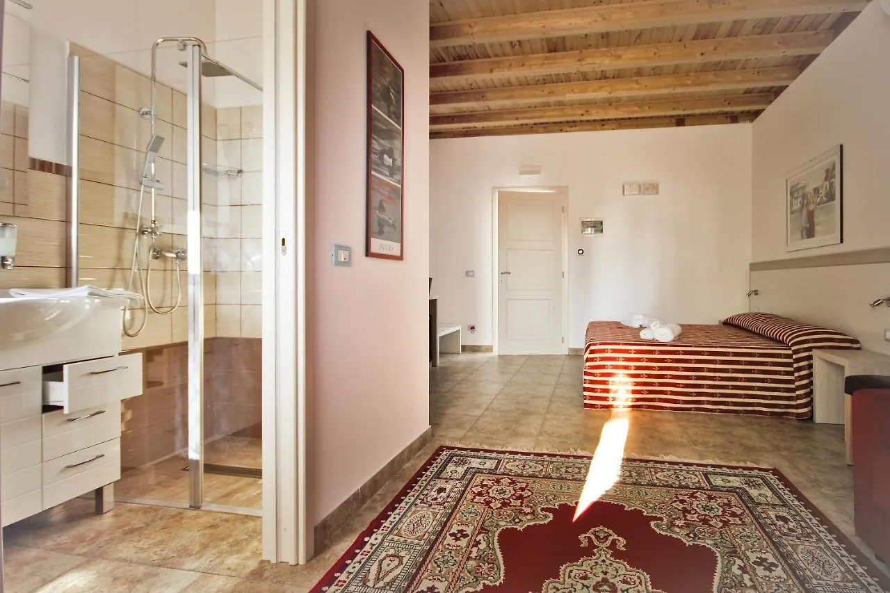Il Sole Nel Mare - Lido Di Volano Bed & Breakfast Comacchio 3*,  Italy