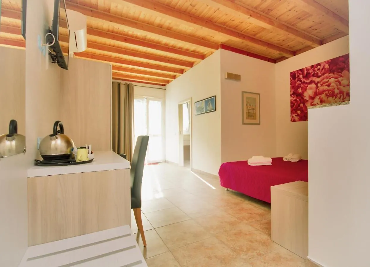 Il Sole Nel Mare - Lido Di Volano Bed & Breakfast Comacchio